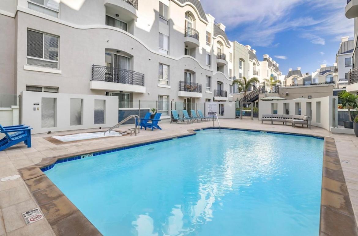 The Nest A Spacious 1 Bedroom Apartment With A Pool View Los Angeles Kültér fotó
